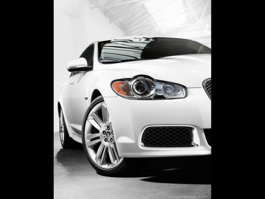  Jaguar XFR 2009 года  (фото 119 из 141)